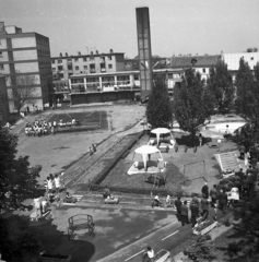 Hungary, Szarvas, Szabadság út 4., Óvónőképző Intézet (később Gál Ferenc Főiskola Pedagógiai Kar) udvara, KRESZ-park átadása., 1975, Magyar Rendőr, children's traffic park, Fortepan #66079