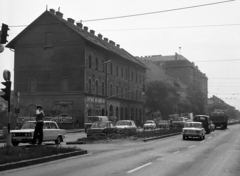 Hungary, Budapest IX., Soroksári út, balra a Haller utca (Hámán Kató út) torkolata., 1975, Magyar Rendőr, Lada-brand, Polski Fiat-brand, cop, Budapest, Fortepan #66119