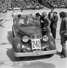 Hungary, Budapest XIV., Istvánmezei út, Kisstadion. Közlekedési úttörők VII. seregszemléje, 1975. szeptember 14-én., 1975, Magyar Rendőr, Gerrman brand, BMW-brand, automobile, number plate, Budapest, Fortepan #66136