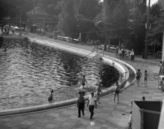 Hungary, Hajdúszoboszló, Gyógyfürdő és strand., 1976, Magyar Rendőr, pool stairs, Fortepan #66216