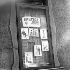 Hungary, Budapest VII., Akácfa utca 12., Balaton Étterem., 1976, Magyar Rendőr, Show window, Budapest, Fortepan #66223