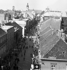 Hungary, Győr, kilátás a Rába Hotelból a Baross Gábor (Lenin) út és a Székesegyház felé nézve., 1976, Magyar Rendőr, Fortepan #66233