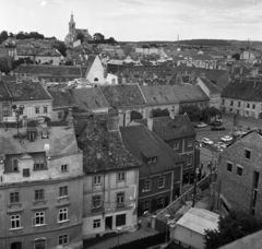 Hungary, Sopron, kilátás a Tűztoronyból az Előkapu és a Várkerület (Lenin körút) felé, háttérben a Szent Mihály-templom., 1976, Magyar Rendőr, picture, Fortepan #66248