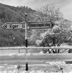 Hungary, Lillafüred, Miskolc, Hámori tó., 1976, Magyar Rendőr, winter, snow, road signs, Fortepan #66304