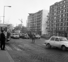 Hungary, Budapest XI., Október huszonharmadika (Schönherz Zoltán) utca a Bercsényi utcától a Budafoki út felé nézve., 1976, Magyar Rendőr, traffic, Ikarus-brand, cop, Budapest, crosswalk, Fortepan #66306