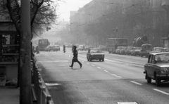 Magyarország, Budapest V.,Budapest XIII., Szent István körút a Hegedűs Gyula utcától a Nyugati (Marx) tér felé nézve., 1982, Magyar Rendőr, utcakép, automobil, Budapest, Fortepan #66747