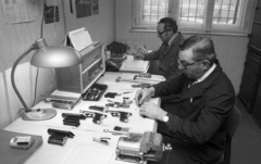 Hungary, 1984, Magyar Rendőr, smoking, poster, light, men, wrist watch, telephone, radio, weapon, tool, pistol, vise, window bars, desk calendar, FÉG PA-63, Fortepan #67112