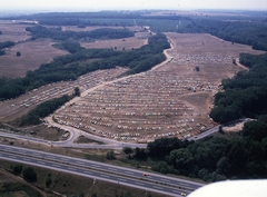 Magyarország, Hungaroring, Mogyoród, légifotó a parkolóról., 1987, Magyar Rendőr, színes, légi felvétel, parkoló, autópálya, Fortepan #67184