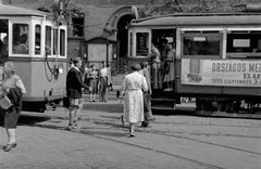 Magyarország, Budapest VIII., József körút a Blaha Lujza térnél, háttérben a József körút 6. a Népszínház utca sarkánál., 1955, Magyar Rendőr, plakát, villamos, mezőgazdaság, Budapest, viszonylatszám, Fortepan #67257