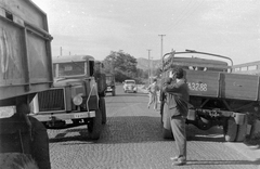 Magyarország, Budapest XI., a Somogyi út mára megszűnt szakasza a Kelenföldi pályaudvar mellett az Andor utca közelében., 1961, Magyar Rendőr, magyar gyártmány, teherautó, Csepel-márka, rendszám, Csepel B-350/D-350, Budapest, Fortepan #67480