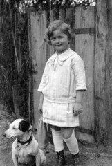 1922, Fortepan, portrait, dog, gate, smile, girl, kid, Fortepan #6844