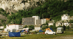 Norvégia, Geiranger, 1976, A R, színes, Polski Fiat-márka, kemping, mikrobusz, Citroen-márka, automobil, Polski Fiat 126p, Citroen H van, tetőcsomagtartó, Fortepan #69787