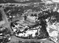 Magyarország, Széchenyihegy, Budapest XII., légifotó a Rege utca környékéről, Vörös Csillag (egykor Golf, később Panoráma) szálloda., 1970, Schwimmer János, légi felvétel, Budapest, madártávlat, Lauber Dezső-terv, Bereczky László-terv, Fortepan #69971