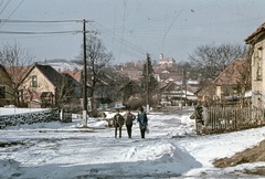 Magyarország, Pilisszentlászló, Kossuth Lajos utca a faluközpont felé nézve., 1967, Zsanda Zsolt, Vajszada Károly, színes, Fortepan #70078