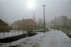 Magyarország, Pilisszentlászló, a Petőfi utca eleje a faluközpont felé nézve., 1967, Zsanda Zsolt, Vajszada Károly, színes, Fortepan #70079