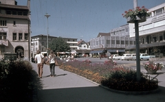 Liechtenstein, Vaduz, Städtle, bal szélen a Városháza., 1967, Zsanda Zsolt, Vajszada Károly, színes, középület, Fortepan #70178