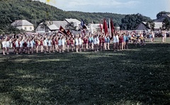 Szlovákia, Poltár, sportpálya., 1960, Zsanda Zsolt, Vajszada Károly, Csehszlovákia, színes, zászló, gyerekek, sportpálya, sport mez, Fortepan #70228