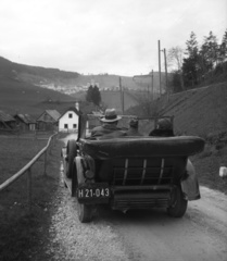 Ausztria, Mariazell, a város nyugat felől nézve., 1936, Lissák Tivadar, automobil, rendszám, Fortepan #71154