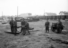 Szlovákia, Kassa, teherpályaudvar., 1939, Lissák Tivadar, utász, aggregátor, motorfűrész, Fortepan #71198