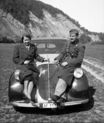 Szlovákia, Kassa, a Hradová (Várhegy) alatti kőbánya., 1939, Lissák Tivadar, Steyr-márka, katona, automobil, Steyr 100/200, autón ülni, Fortepan #71225