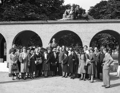 Magyarország, Városmajor, Budapest XII., a Jézus Szíve-templom árkádsora., 1940, Lissák Tivadar, templom, Budapest, Árkay Aladár-terv, Árkay Bertalan-terv, Fortepan #71442