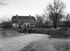 Croatia, Beli Manastir, Bartók Béla utca a vasúti felüljáró közelében., 1941, Lissák Tivadar, horse, chariot, Fortepan #71486