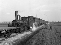 Horvátország, Pélmonostor, a vasúti hidak helyreállításakor használt vasúti szerelvény., 1941, Lissák Tivadar, gőzmozdony, vasút, vasúti szerelvény, Fortepan #71519