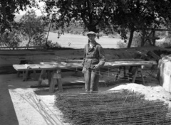 Magyarország, Budapest XI., Kopaszi gát, a Duna alatti járható kábelalagút építési területe, háttérben a Lágymányosi öböl., 1941, Lissák Tivadar, építkezés, vasbeton, Budapest, Fortepan #71668