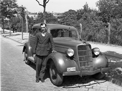 Hungary, Ford V8 Modell 48, 1935-ös kiadású személygépkocsi., 1943, Lissák Tivadar, Ford-brand, automobile, number plate, Fortepan #72088