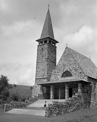 Magyarország, Galyatető, Mátraszentimre, Magyarok Nagyasszonya ("Kodály") templom., 1943, Lissák Tivadar, templom, katolikus, neoromán építészet, Jankó Gyula-terv, Fortepan #72246