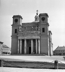 Magyarország, Vác, Nagyboldogasszony-székesegyház., 1943, Lissák Tivadar, templom, kereszt_jelkép, Isidore Canevale-terv, Fortepan #72326