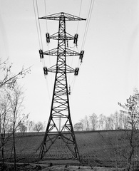 Magyarország, Gödöllő, Marika telep, a kép legalján a Valkói út. A mai Kikerics utca felől a Borbolya utca felé nézve.
, 1943, Lissák Tivadar, távvezeték, Fortepan #72623