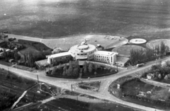 Magyarország, Budaörsi repülőtér, Budapest XI., 1963, MHSZ, légi felvétel, vörös csillag, repülőtér, Budapest, Fortepan #73726