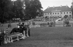 Hungary, Nagyvázsony, Lovasnapok a Zichy kastély parkjában., 1970, Mohl József, obstacle racing, horse, Fortepan #74091