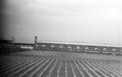 Csehország, Prága, Strahov stadion, szpartakiád., 1965, Romák Éva, Csehszlovákia, zászló, stadion, tömegsport, Alois Dryák-terv, Fortepan #74373