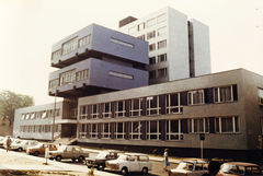 Hungary, Budapest VIII., Tömő utca 25-29. SOTE (később Semmelweis Egyetem) I. sz. Szemészeti Klinika., 1985, Semmelweis Egyetem Levéltára, colorful, Trabant-brand, medical institution, Lada-brand, Budapest, Fortepan #74585