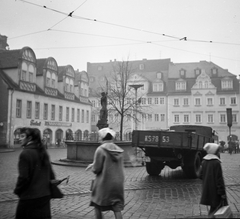 Németország, Naumburg, Markt., 1960, Romák Éva, teherautó, NDK, Fortepan #75013