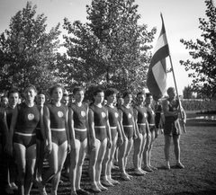 Horvátország, Zágráb, a II. World Gymnaestrada-n szereplő magyar csapat., 1957, Romák Éva, sport, Jugoszlávia, zászló, Fortepan #75045