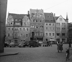 Németország, Meissen, Markt., 1960, Romák Éva, cégtábla, német gyártmány, utcakép, életkép, NDK, automobil, AWZ-márka, AWZ P70 Zwickau, IFA F9, Fortepan #75067