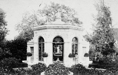 Italy, Genoa, Via Pallavicini 13., a Villa Durazzo-Pallavicini kertje, Virágos ház., 1910, Rosta László, garden, Fortepan #75313