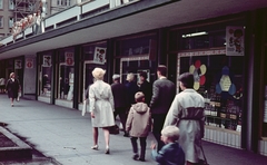 Germany, Dresden, Webergasse., 1969, Kristek Pál, colorful, Show window, shop, GDR, Fortepan #75542