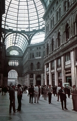 Olaszország, Nápoly, Galleria Umberto I., 1970, Kristek Pál, színes, átjáró, Emanuele Rocco-terv, Antonio Curri-terv, Ernesto di Mauro-terv, Fortepan #75591