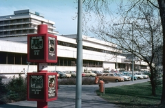 Magyarország, Margitsziget, Budapest, Thermal Hotel, 1980, Kristek Pál, színes, szálloda, Skoda-márka, Lada-márka, Dacia-márka, parkoló, Skoda 100, Wartburg 353, Dacia 1300, VAZ 2101, Volvo 244, VAZ 2101, Skoda 105/120, Fortepan #75648