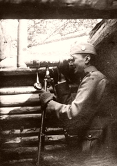 Ukraine,Zakarpattia Oblast, Yasinia, megfigyelőállás a település közelében, a Hryhoriwka-hegyen., 1917, Péchy László, First World War, telescope, Fortepan #76013