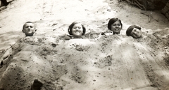 1931, PRL, beach, free time, fun, jesting, summer, boy, girl, sand, Fortepan #76222