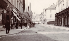 Croatia, Zagreb, Praška ulica a Jellasics bán tér (Trg bana Josipa Jelačića) felé nézve., 1903, Fortepan, flag, street view, coach, awning, Fortepan #76295