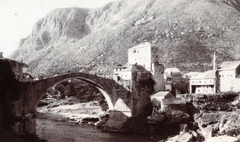 Bosnia and Herzegovina, Mostar, Öreg híd (Stari most) a Neretva folyón., 1903, Fortepan, bridge, water surface, picture, shore, shore, hillside, arch bridge, Mimar Hajrudin-design, Fortepan #76327