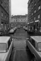 Hungary, Budapest VIII., Corvin (Kisfaludy) köz a József körút felé nézve., 1990, Erdei Katalin, Trabant-brand, neon lights, neon sign, Budapest, Fortepan #76416