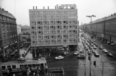 Hungary, Budapest VIII.,Budapest IX., József körút, szemben balra a Corvin (Kisfaludy) köz, jobbra az Üllői út., 1990, Erdei Katalin, traffic, street view, Polski Fiat-brand, tram, neon sign, Budapest, Fortepan #76419