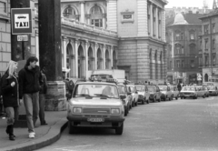 Hungary, Budapest VIII., Baross tér a Keleti pályaudvar indulási oldalánál., 1990, Erdei Katalin, taxicab, Wartburg-brand, taxicab stand, number plate, Budapest, Fortepan #76442